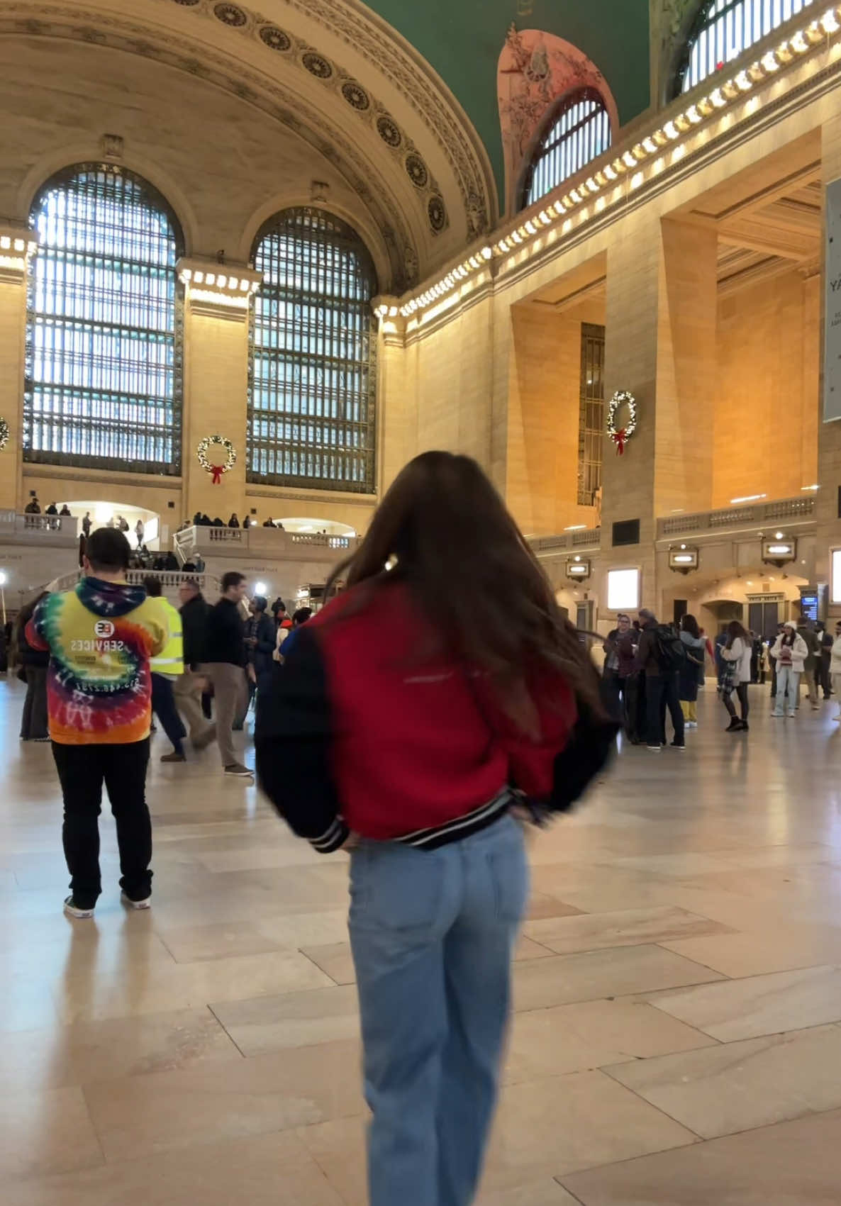 grand central 🌃🍎🚕🗽 #nyc #fyp #outfitinspo #grandcentral #newyork #fitcheck #viralvideo @pacsun 