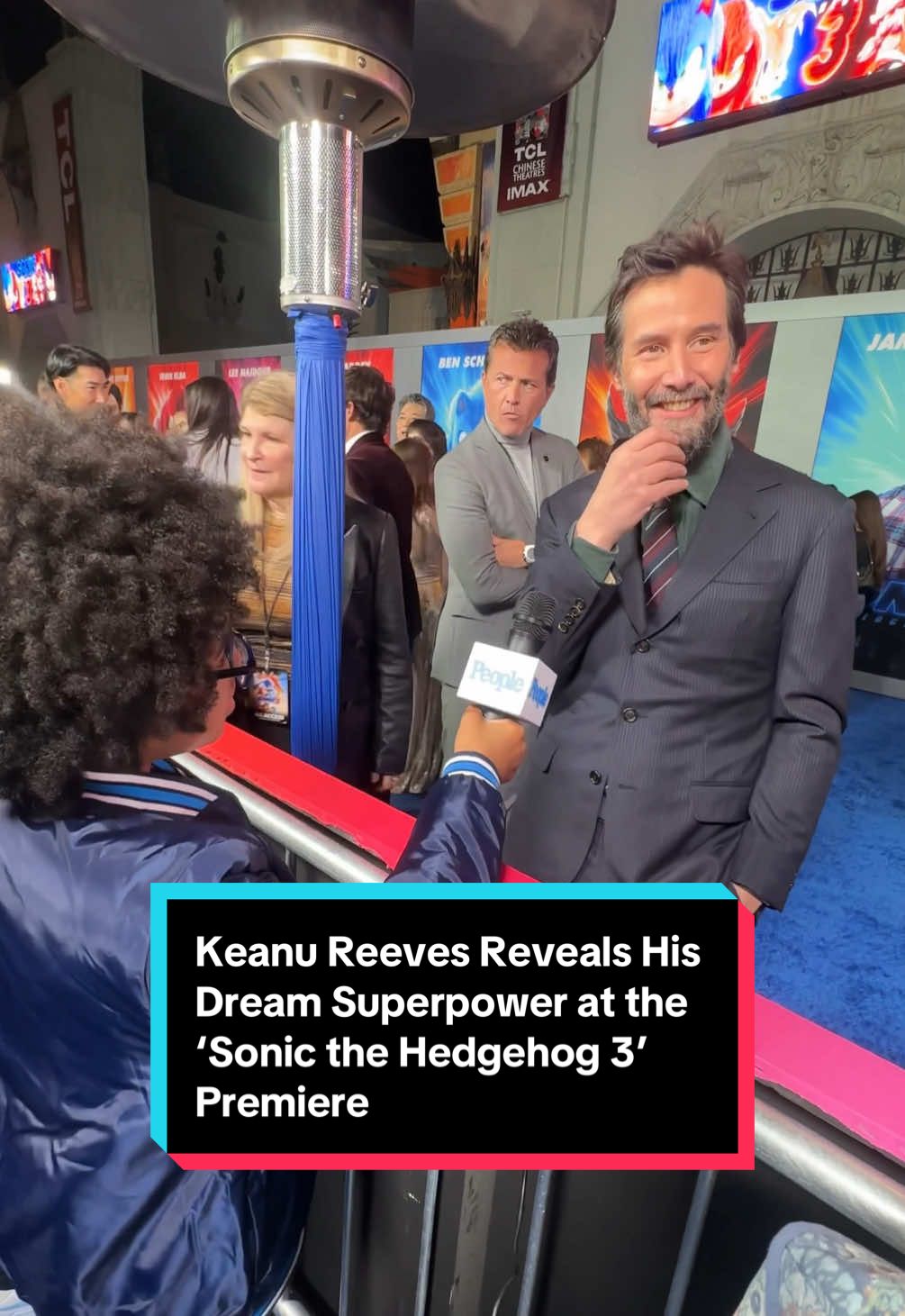 #KeanuReeves is stealing our hearts on the #SonictheHedgehog3 #redcarpet. 🥹 #sonicthehedgehog #JohnWick 