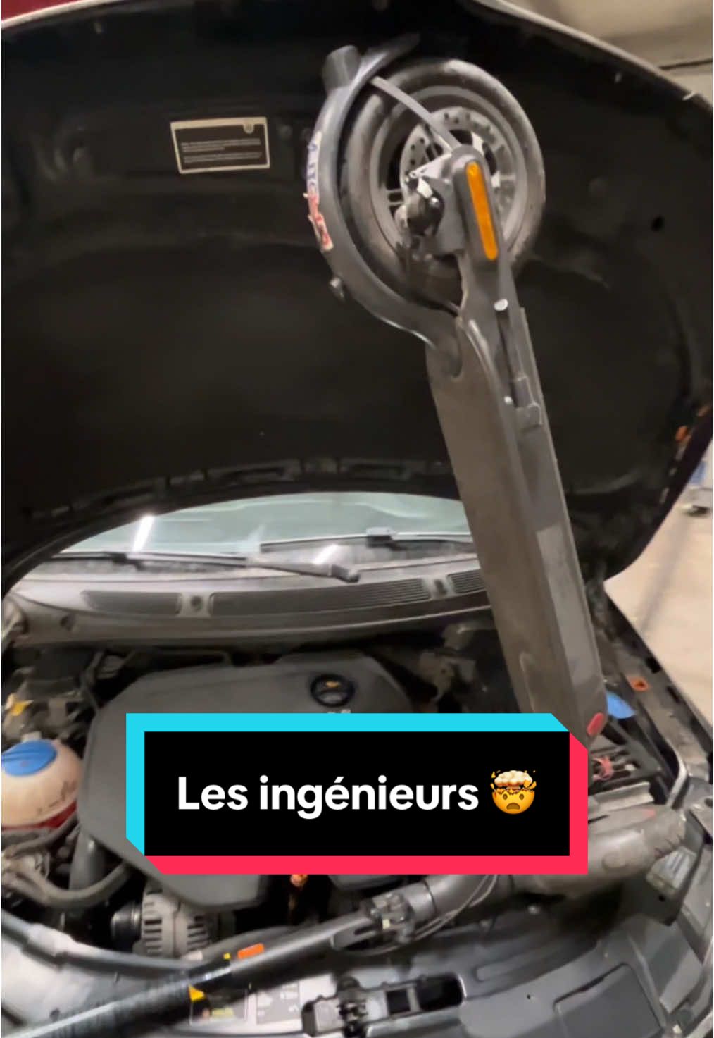 Les ingénieurs 😭 #voiture #automobile #garage #auto 