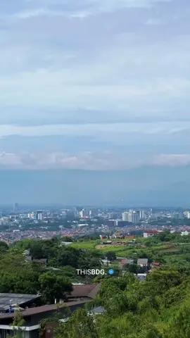 Bandung selalu menjadi tempat terindah untuk pulang #bandung 