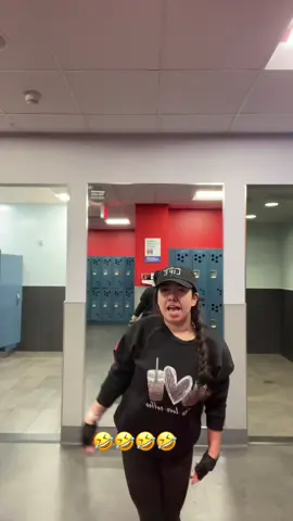 #glute #workout #motivation #creatorsearchinsights #surprise2025🤣🤣 #LIVEhighlights #TikTokLIVE 