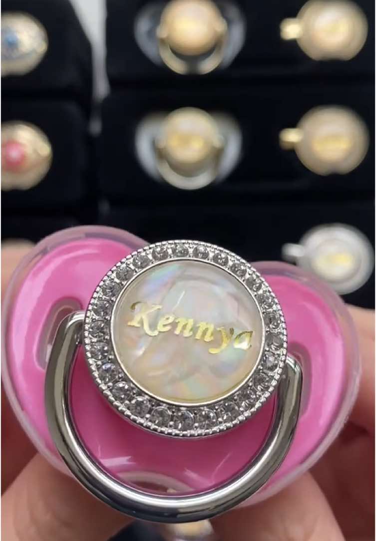 👶✨ Give your baby the ultimate luxury! A custom bling gold pacifier that's not only a cute accessory but also a unique personal statement. The perfect stylish gift for your little one and a favorite for moms too! ❤  #ShortVideoSprint#CustomMade #BlingBling #StylishBaby#CustomPacifier #GoldPacifier #LuxuryBaby #BabyStyle #PersonalizedBaby #BlingBaby #BabyGift #BabyAccessories #BabyFashion #BlingGold #babyluxury#custombling #pacifier 