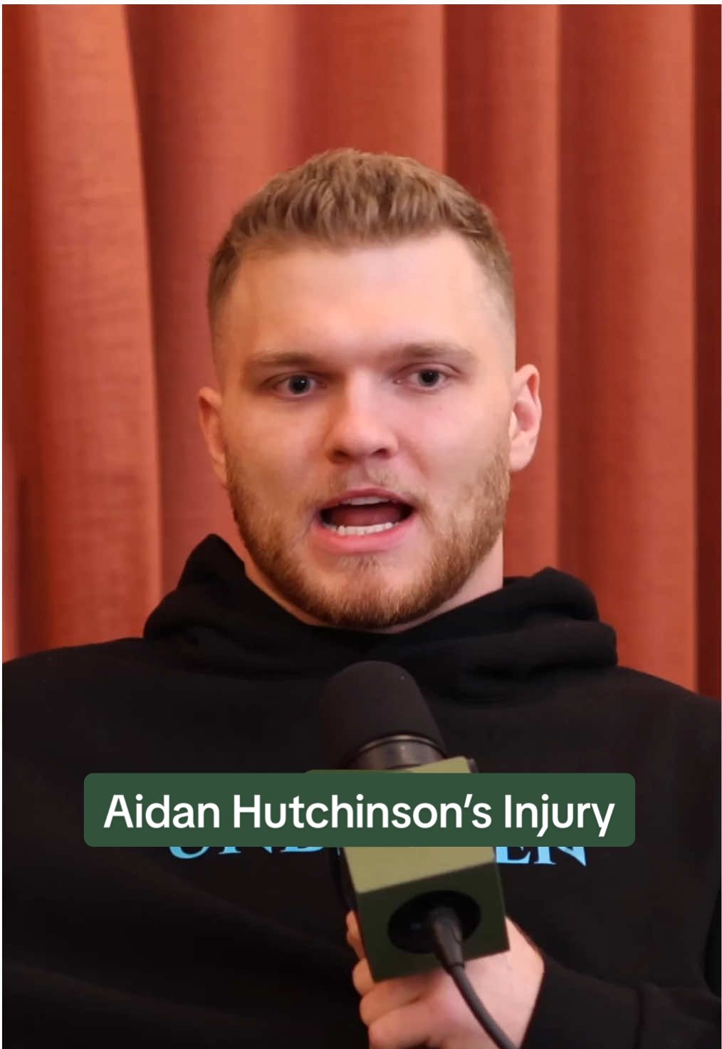 An exclusive sit down with @Aidan Hutchinson tomorrow on #thesqueezepodcast @Taylor Lautner @Tay Lautner   @NFL @NFL Network @Detroit Lions  #nfl #SuperBowl #detroitlions #football #inquiry #MentalHealth #thesqueeze 