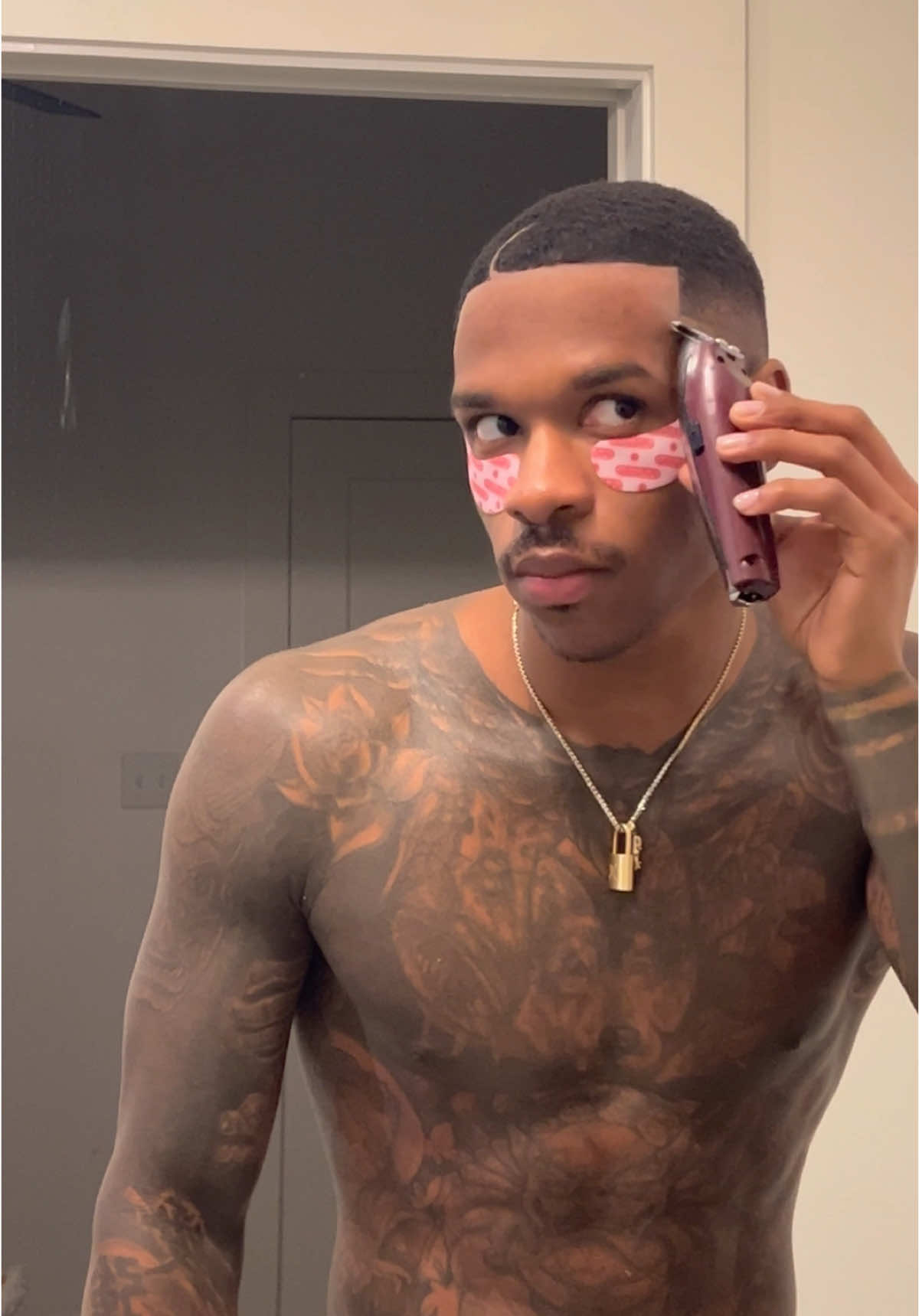 Starting the day off with a fresh cut & skincare regimen 