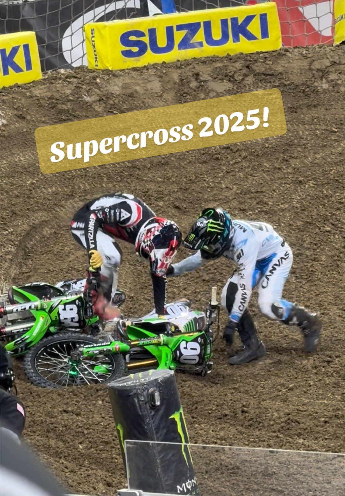 Who’s gotthe championship? #supercross #motocross #promotocross #dirtbikes #dirtbikes  #racing #deegan38 #fyp @SupercrossLIVE 