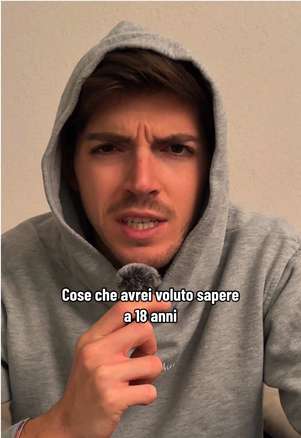 Tra qualche anno riguarderò foto e video del 2024 e penserò a quanto ero “cringe” a pubblicare questi contenuti. #crescita #crescitapersonale #dayinthelife #Vlog #Lifestyle #routine #Fitness #barba #hairstyle #skincare #italia #lavoro #università