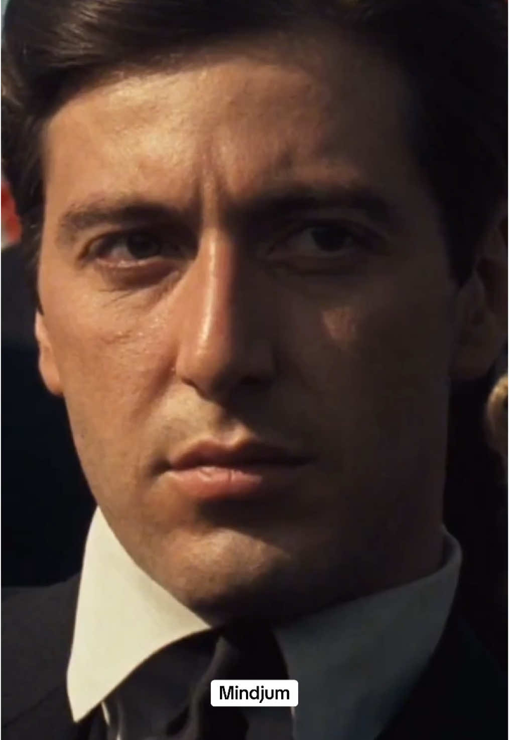 Bazen bir bakış yeterlidir… Michael Corleone bakışı… #anlamlısözler #sözler #motivasyon 