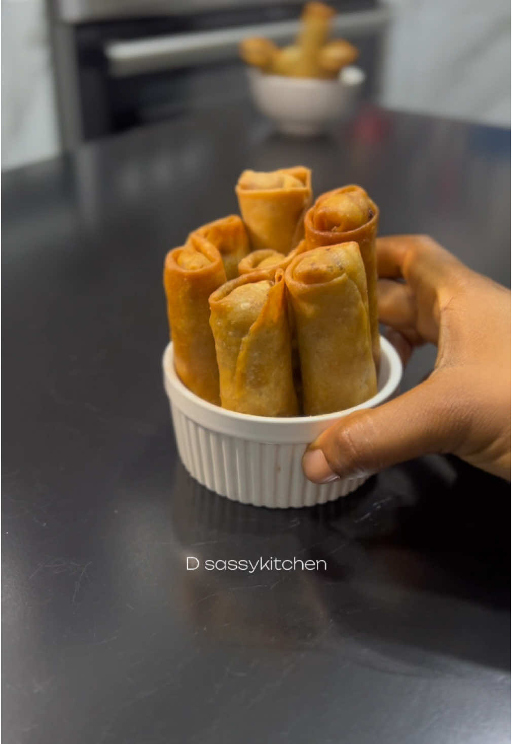 Christmas series day 12: spring roll #explorepage✨ #explore #springroll #fyp #christmasrecipe 