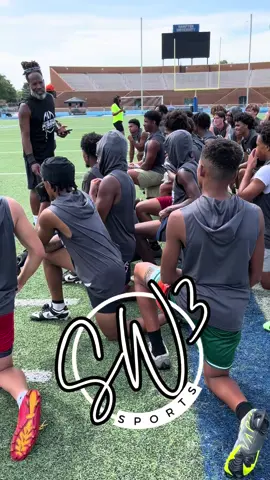 Mike Vick at Hampton University? 👀 The legendary QB shows up at the Tyrod Taylor Passing Academy with nothing but love, leadership, and motivation for these student-athletes. Vick’s knowledge and experience are second to none, and this could be just the beginning! 🏈 Could we see Mike Vick as a head coach at an HBCU soon? The possibilities are limitless, and the impact would be monumental. Stay tuned for what’s next—the culture is watching! #SW3Sports #hbcupride #TyrodTaylorPassingAcademy #michaelvick #HBCUFootball #CollegeFootball #FootballLegends #NextGeneration #StudentAthletes #leadership #sportsmotivation #FootballLife #qbdevelopment #hamptonuniversity #futurecoaches #NFLToHBCU #gridirongreatness  #sports #football #coaching #Motivation #trending #viral #athletedevelopment #hardwork #footballhighlights #legacy 