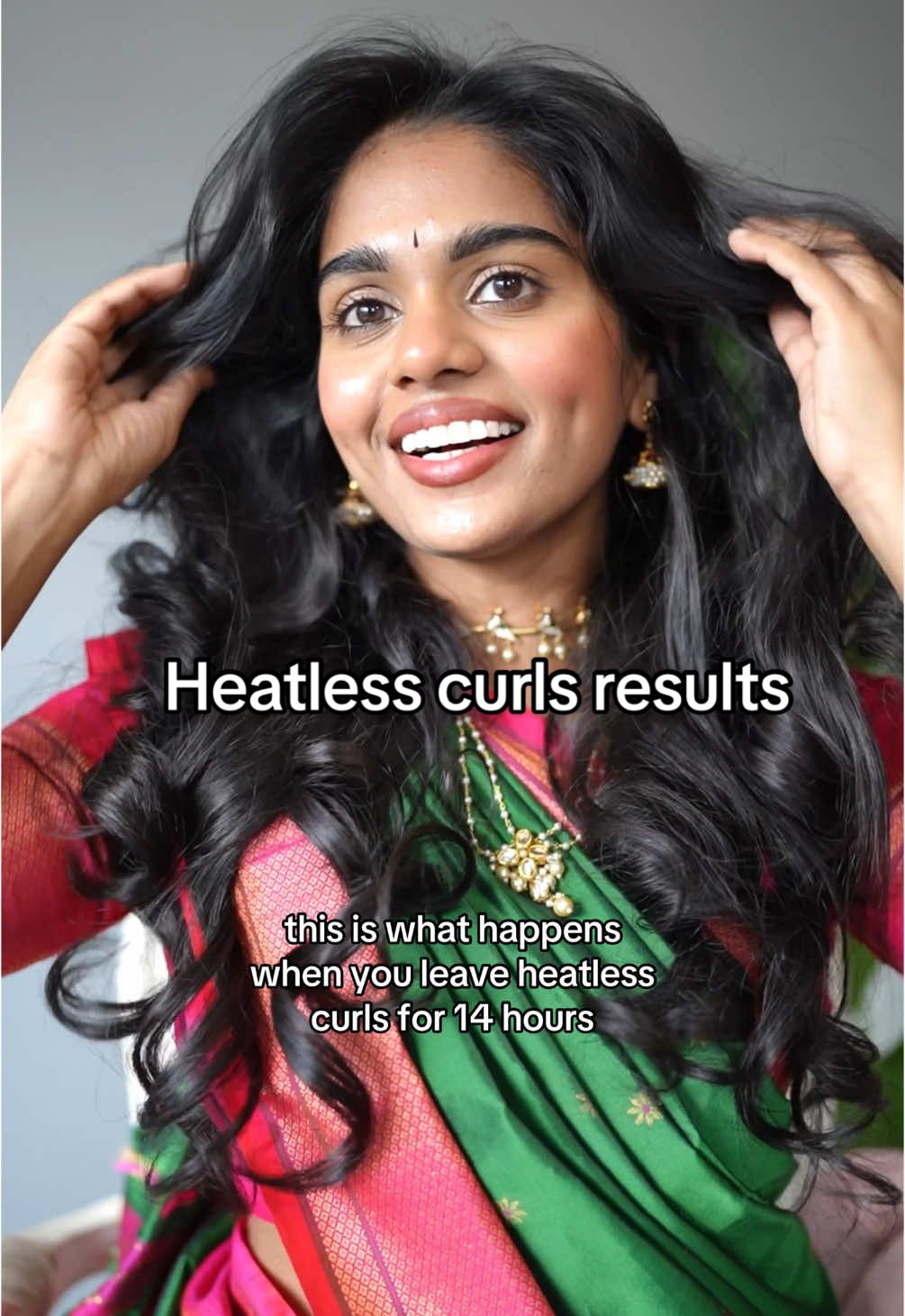 curling rods are a game changer #heatlesscurls #hairtransformation #saree #desi #hairtutorials 