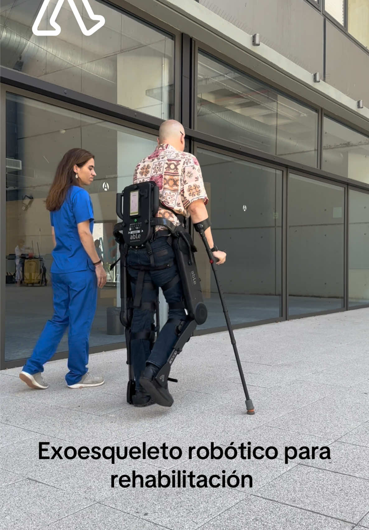 El Exoesqueleto ABLE es un exoesqueleto robótico para la rehabilitación de la marcha dentro de un entorno clínico #exoesqueleto #naniroma #marcroma #spinalcordinjuryrecovery #spinalcordinjurysurvivor #sci #lesionmedular #rehabilitación #rehabilitation #exoskeleton #technology 