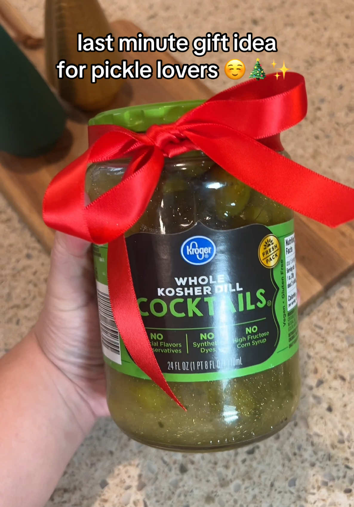 Here's a last minute gift idea for the pickle lovers in your life 🥒✨🫶 #kroger #pickles #pickletiktok #prettypickles #pickletrend #holidayrecipes #giftsforfoodies #FoodTok @makena | SEA food & lifestyle 