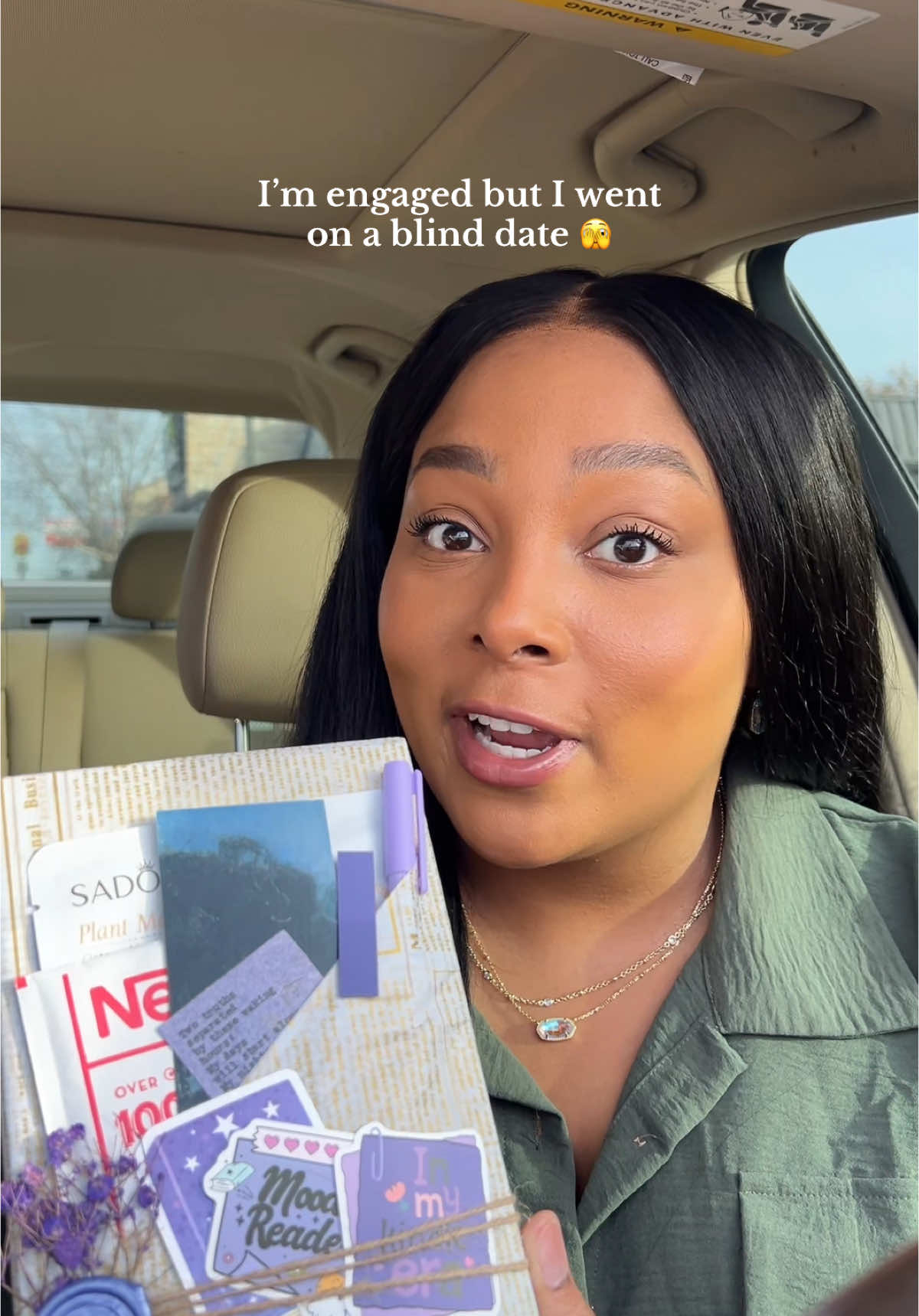Don’t tell my man y’all 🫠 #blinddate #blinddatewithabook #hellobookclub #BookTok #holidayhaul 