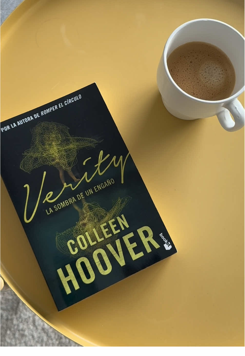 Día 4️⃣ de #librosquedebesleer 📖🐝 #veritycolleenhoover #thrillerpsicologico #librosdemisterio #thriller #verity 