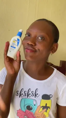 Y si lo reconiendo un millon , si eres de tez oscura , creeme este protector solar es lo que estas buscando🥰💖 #protector #protectorsolarfacial #protectorsolarcerave #CapCut 