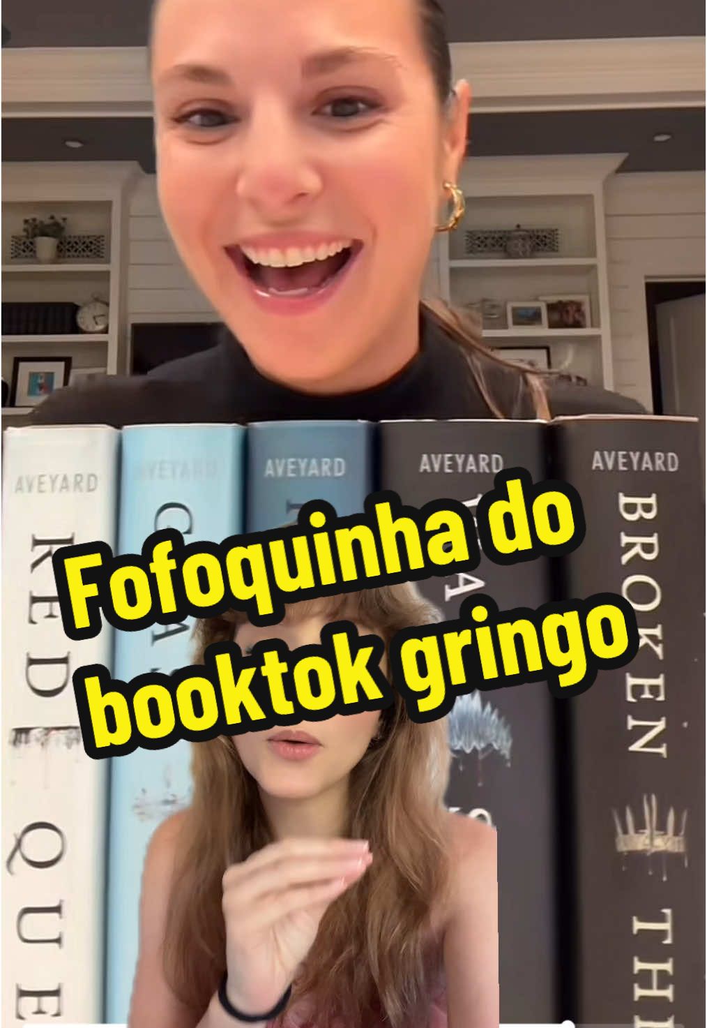 Fofoca do mundinho booktok gringo! Quem já leu Rainha Vermelha ai?? #BookTok #booktokbrasil #rainhavermelha #redqueen #powerless #victoriaaveyard #livros #fofoca #redqueenseries 