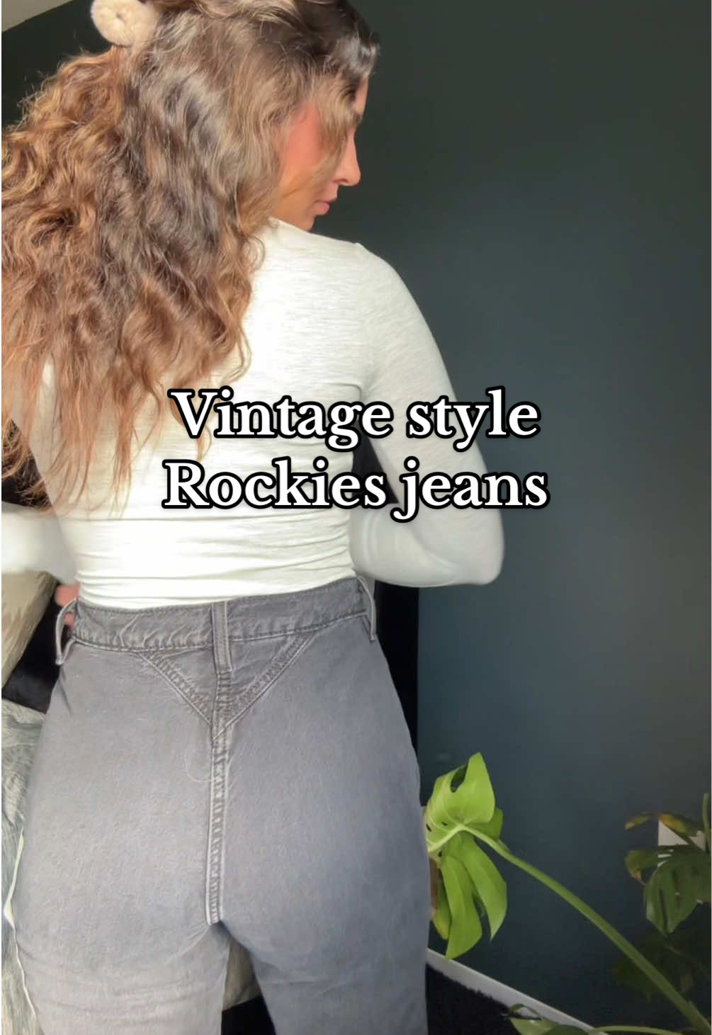 Obsessed with these   #rockies #rockiesjeans #vintagestylejeans #howtostylerockies #toptierdecember #holidayhaul  #tiktokshopholidayhaul #TreasureFinds #FallDealsForYou  #TTSTakeover #giftguide #spotlightfinds #TTSDelightNow #giftsforher #TikTokShopCreatorPicks #TikTokShopYearEndSale #WinterWardrobeRefresh 