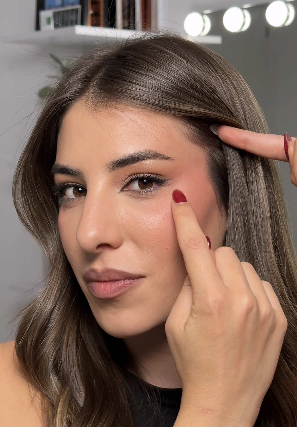 Como levantar parpado encapotado o caido!  #makeup #makeuptutorial #makeupviral #maquillaje #maquillajetutorial #parpadocaido #parpadoencapotado #maryamsalmi 