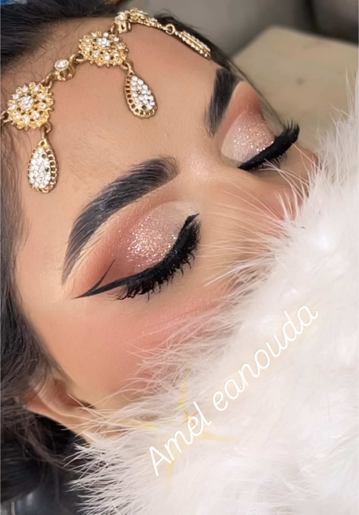 ميكب خفيف مع سحبة العيون ♥️🥰  صالون مسايا 💄امال زنودة  📲0773205856 #explore #makeupartist #beauty #makeup #makeuptutorial #model #braids #coiffure #الشعب_الصيني_ماله_حل😂😂 #makeupartistcheck💓tiktok #bride #formation 