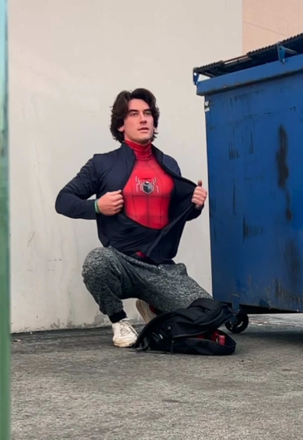 Another day as the friendly neighborhood Spider-Man 🕷️🕸️ #spiderman #spidermancosplay #spidermandiy #spiderverse #marvel #marvelcosplay #marveldiy #DIY #homemade #scarletspider #scarletspiderman #ps4spiderman #ps5spiderman #mcuspiderman #nowayhomecosplay #nowayhome #spidermannowayhome #webshooters #ultimatespiderman #ultimatespidermancomics #faceshell #3dprinting #wallclimber 