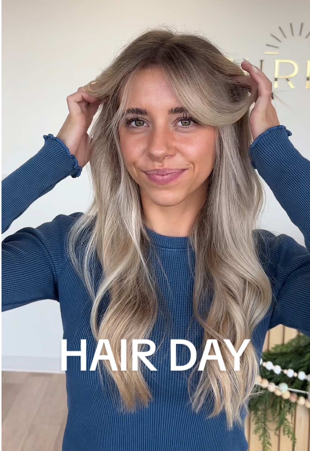 IT LOOKS SO GOOD🤩 i am honestly loving a more natural blonde color. Should i go brunette next time?! Hair💇🏼‍♀️: @Kenzie Russon #hairtok #hairstyle #Vlog #hairtutorial #Vlogmas #mom #MomsofTikTok #momlife #dayinmylife 