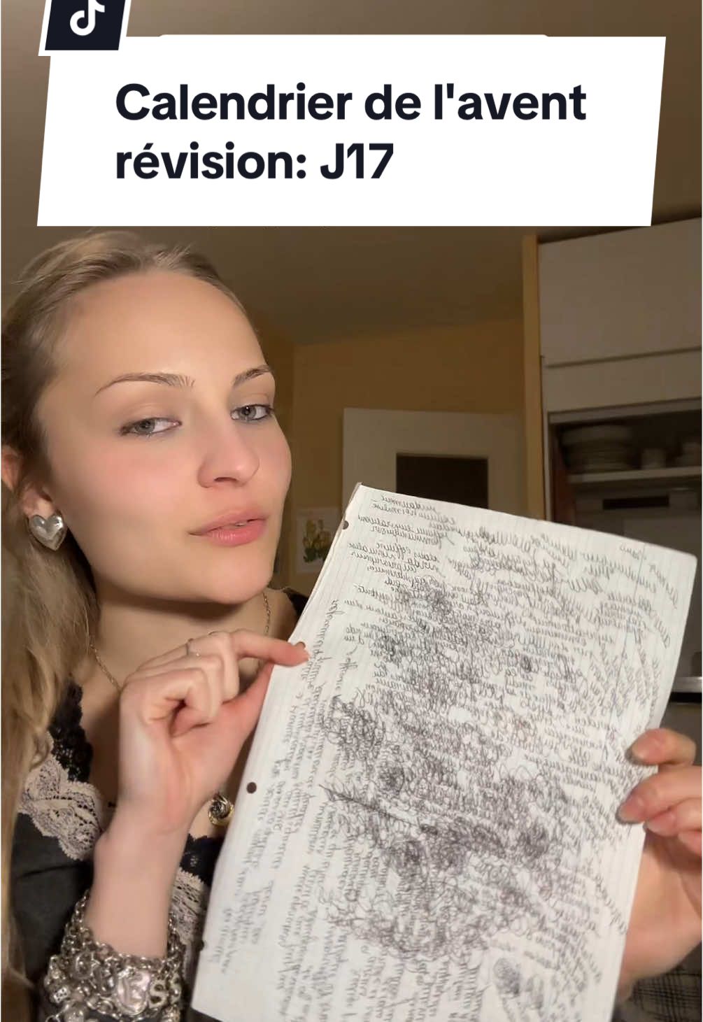 eh oui il suffisait d'y songer: nos pensées vont beaucoup plus vite que notre poignet!!  Encore une semaine d'astuce tous les jours!!! #etudessup #studentlife #etudes #etudiante #student #examen #exam #etudesuperieures #studytok #studytokaesthetic #fac #studywithme #pharmacystudent 