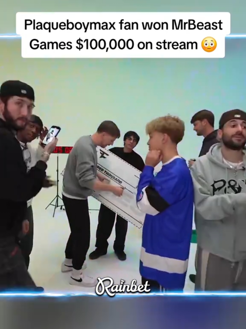 Plaqueboymax fan won MrBeast Games $100,000 on stream 😳 #mrbeast #faze #fyp 