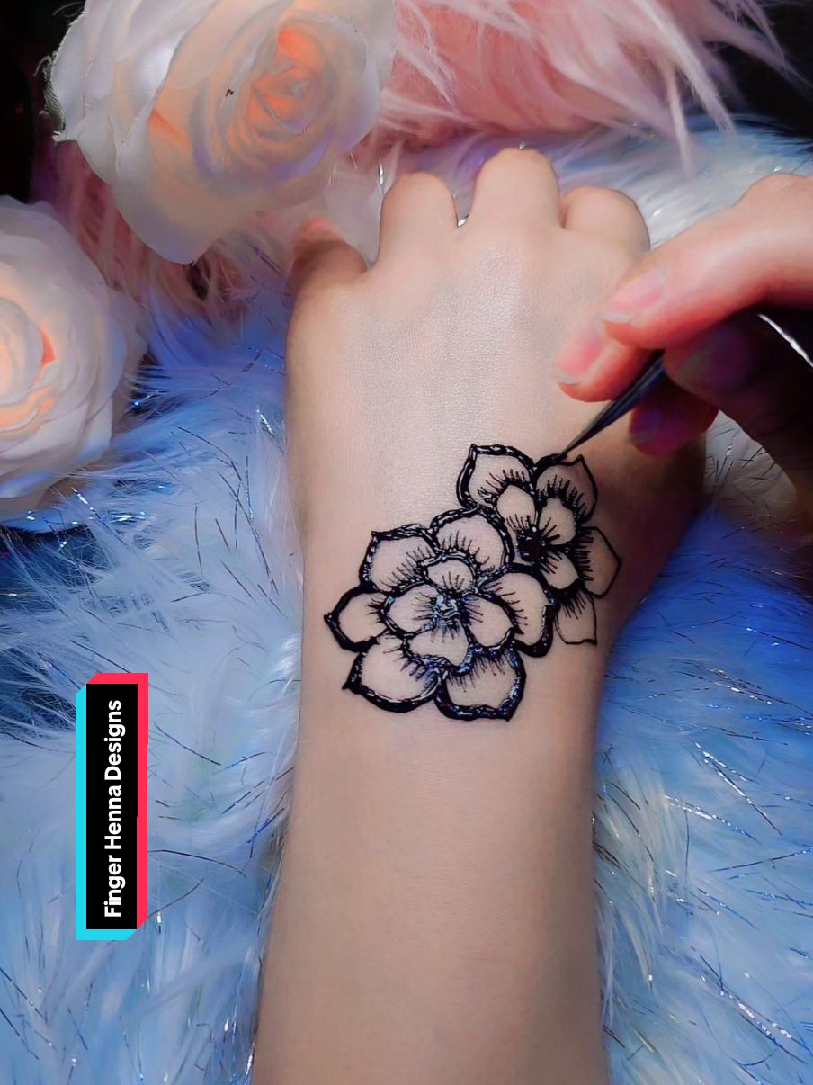 Finger Henna Designs #creatorsearchinsights 