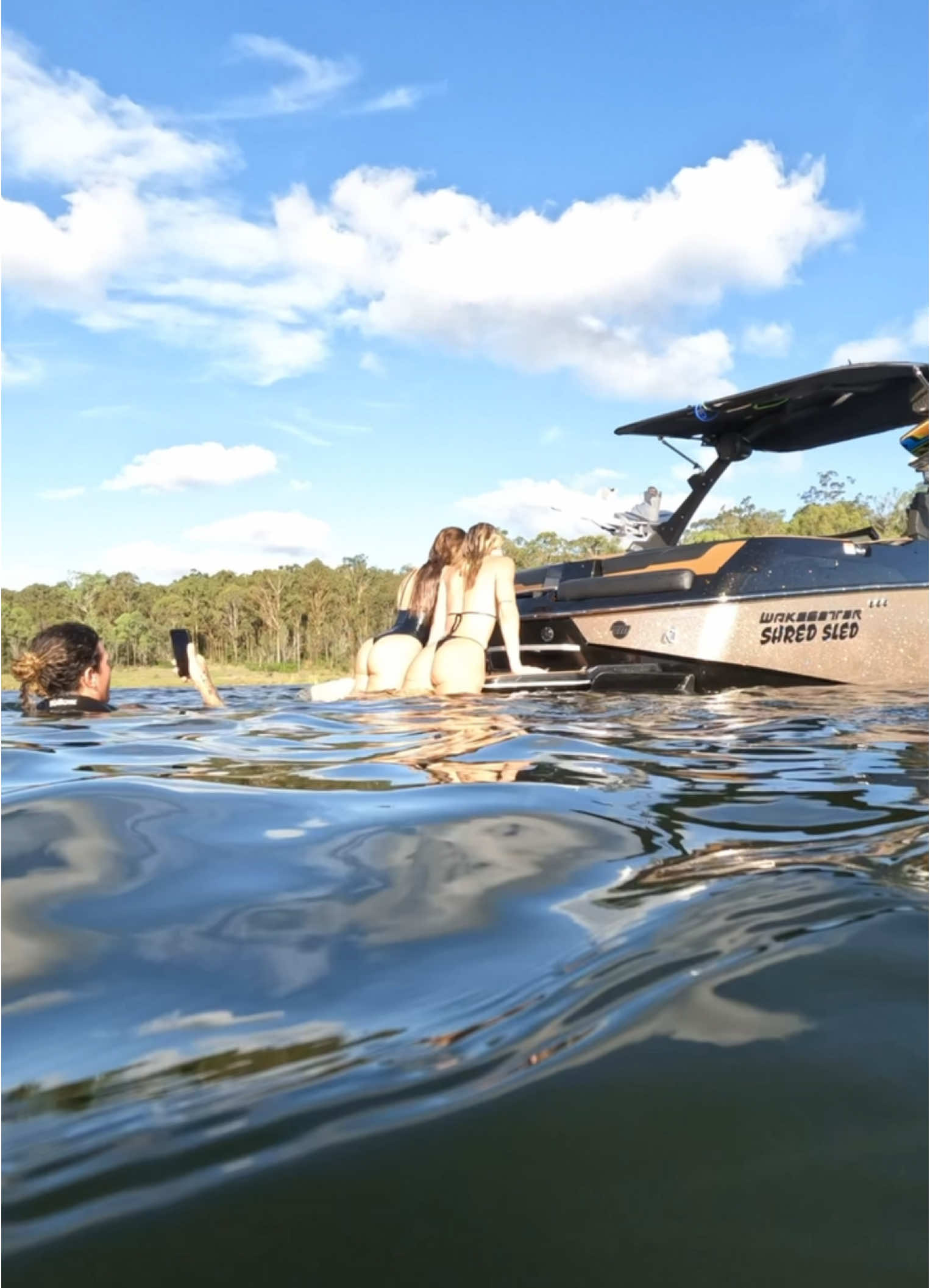 POV your friends are travel vlogers…… do you think he got the shot?  @Bec and Nath adventures @islandboundontour 