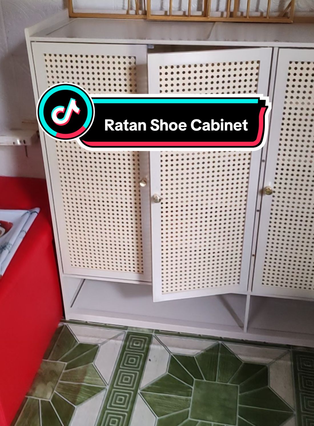 Ang ganda ng shoe cabinet na to super spacious kaya madami tlg ang mailalagay ang tibay hnd sya gumagalaw galaw or umaalog kagandahan pa dito hnd lng sapatos ang pwede ilagay pwede din damit or kung ano gusto nyo ilagay pweding pwede. #shoecabinet #multifunctionalshoecabinet #ratanshoecabinet #TikTokShop #fyp 