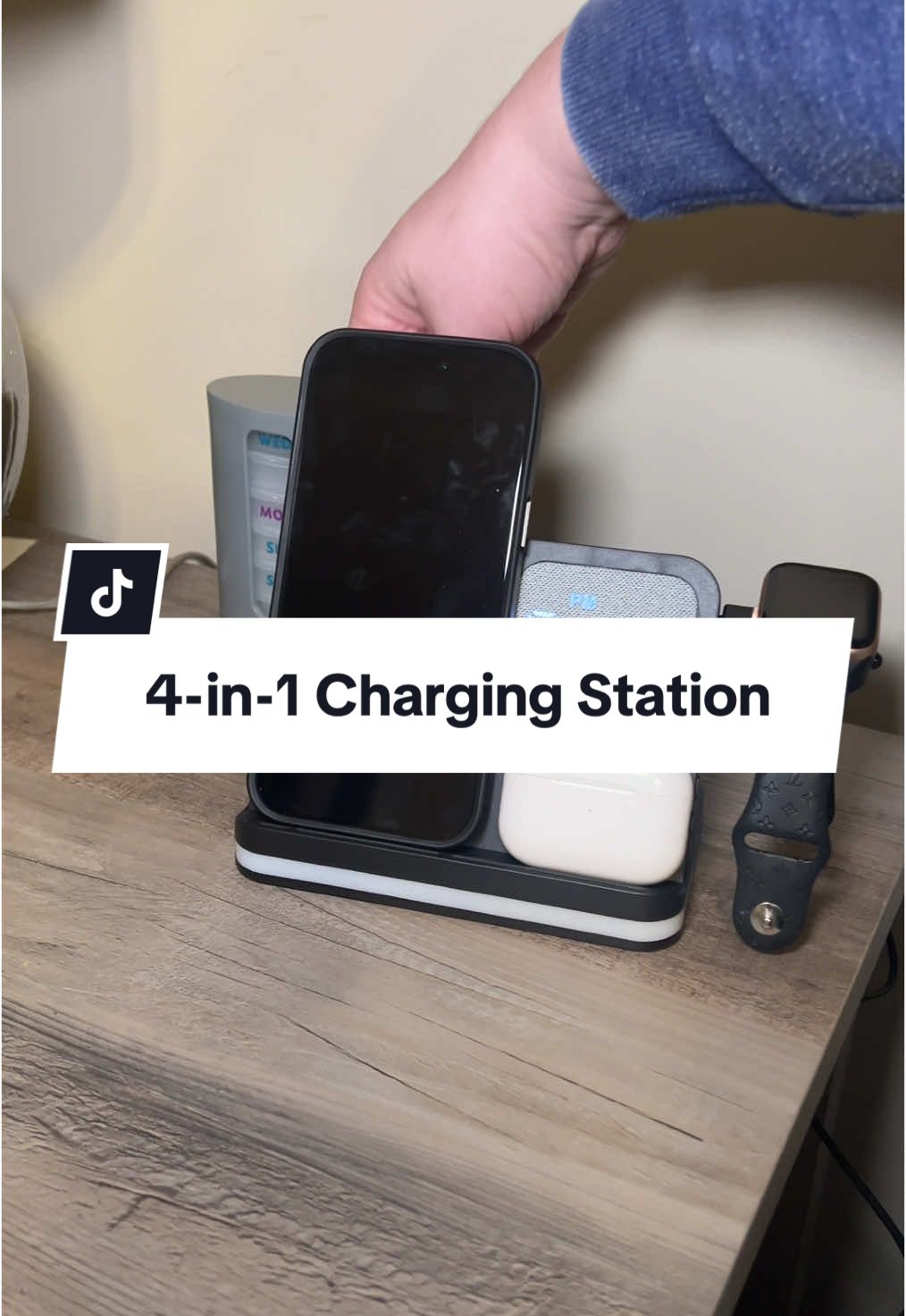 This charging station keeps your area clutter and mess free! #charger #chargingstation #phonecharger #smartwatchcharger #charger #gadgets #organization #bedroomorganization #tiktokshopholidayhaul 