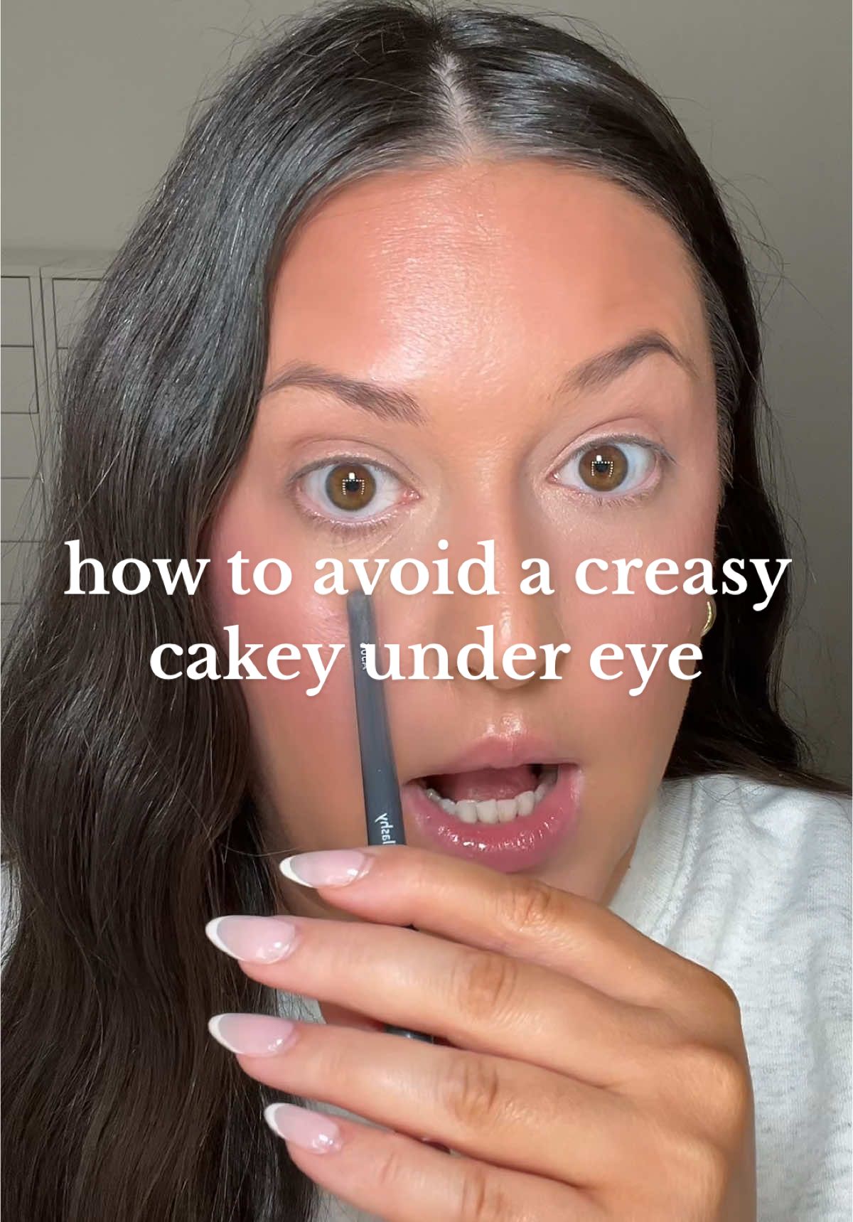 Replying to @angi_1028 Here’s why your under eye area is cakey and creasing… What part of your makeup routine do you struggle with most?  #makeuptips #makeuphacks #makeuptutorial #howtodomakeup #undereyecircles #cakeymakeuptips #makeupforbeginners 