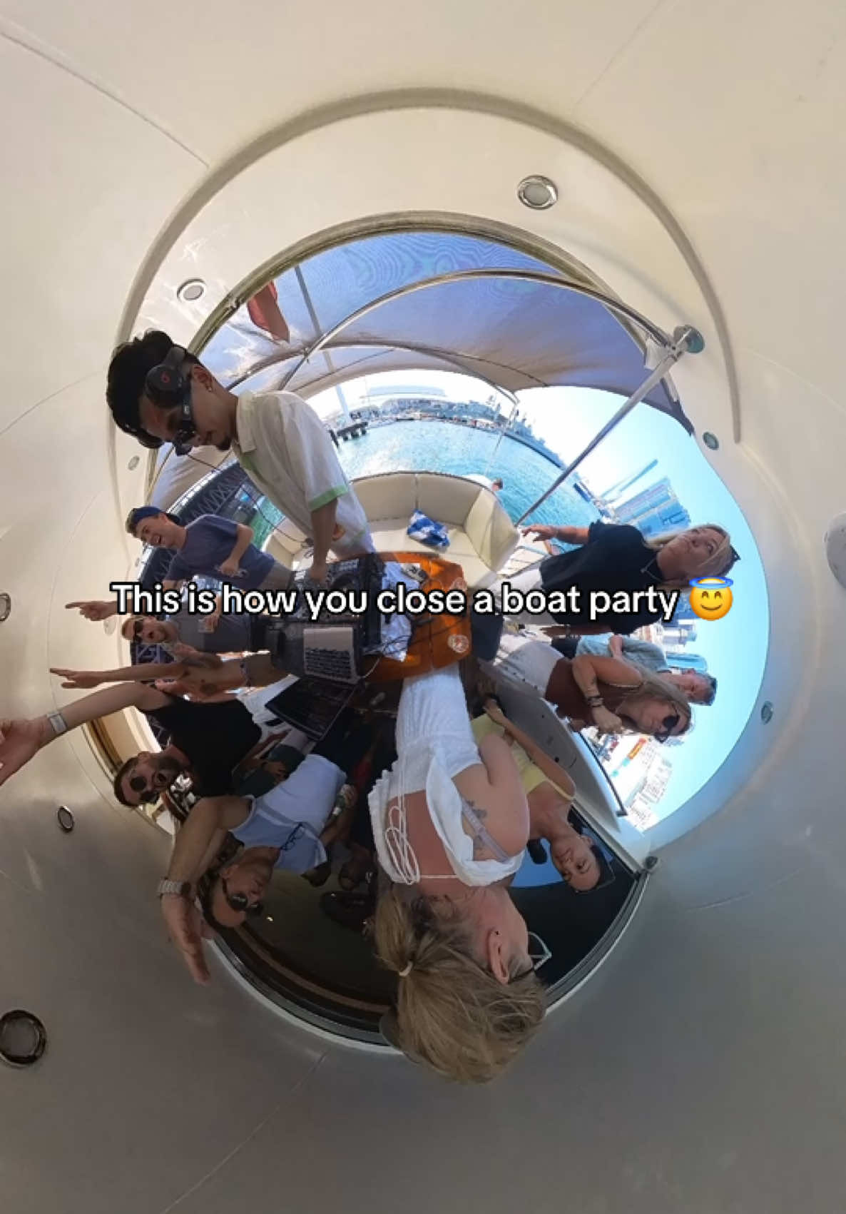 This is how you close a boat party 💯 #dj #boatparty #djmix #djlife 