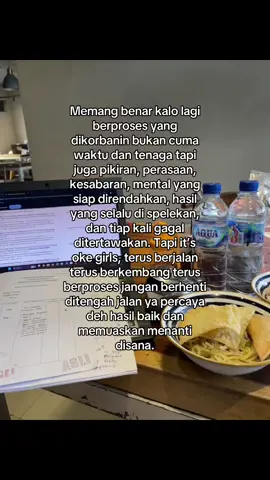 Ngancurin mental yang lagi nyusun tugas akhir itu gampang ya,tinggalin aja dia pas lagi nyusun tugasnya, dan ya sekarang itu aku ☺️
