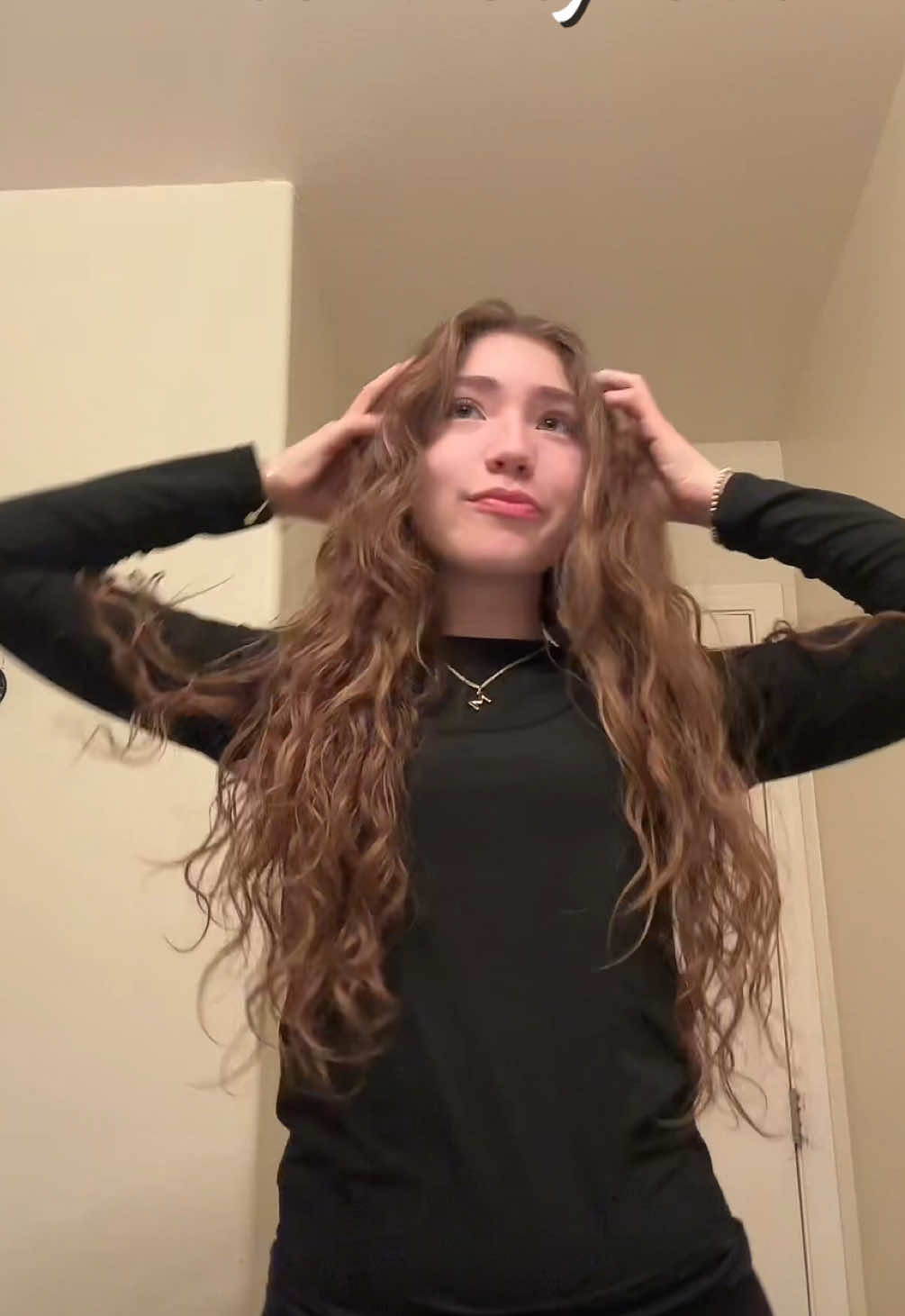 The different run through your hair with your hands can do is crazy! #wavyhairroutine #curlyhairroutine #bonnets #hairreveal #fyp #fypシ #fypシ゚viral #fypage #fyppppppppppppppppppppppp #viralvideo #viraltiktok #trending 