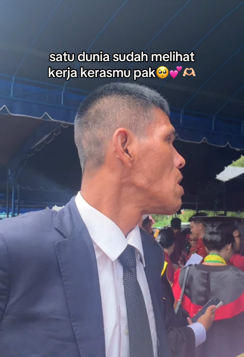 aku bangga jdi anakmu pak🥹💕 #bapak #graduation 