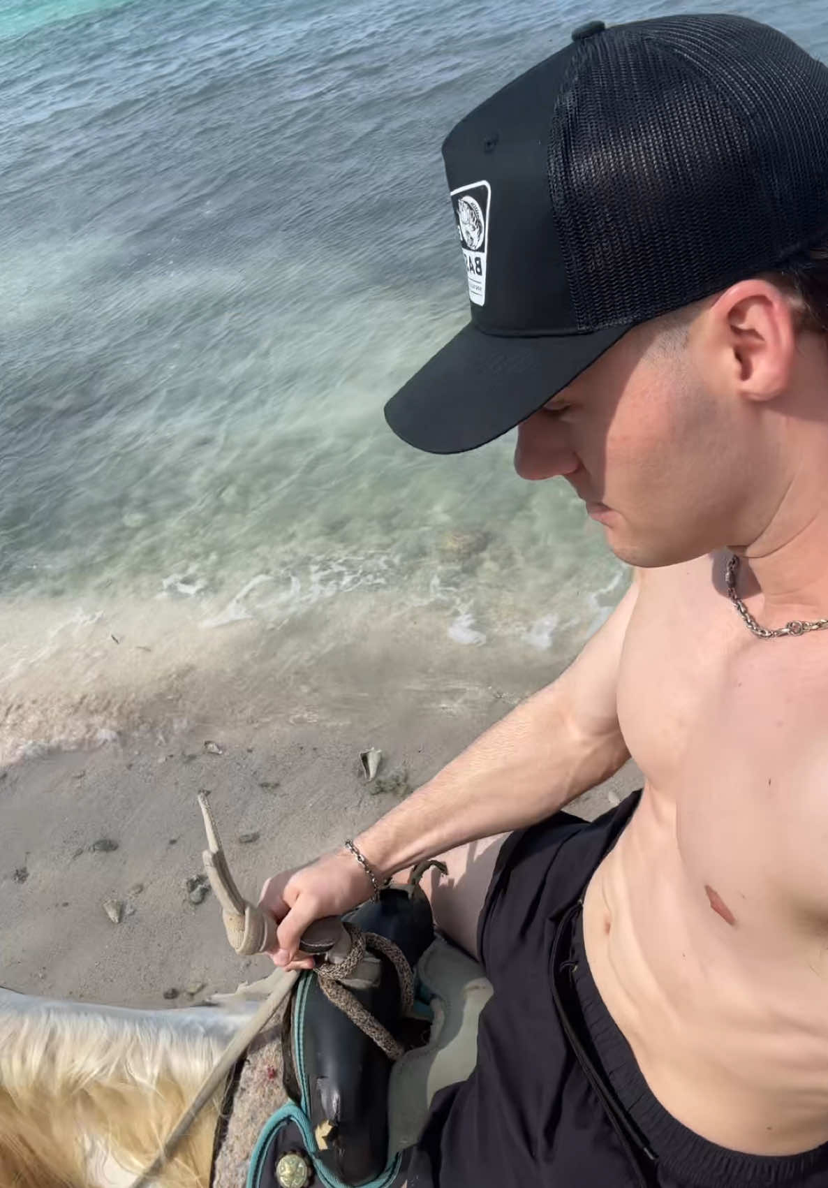 Save a horse 🤠 #fyp #horse #cowboy #beach #riding 