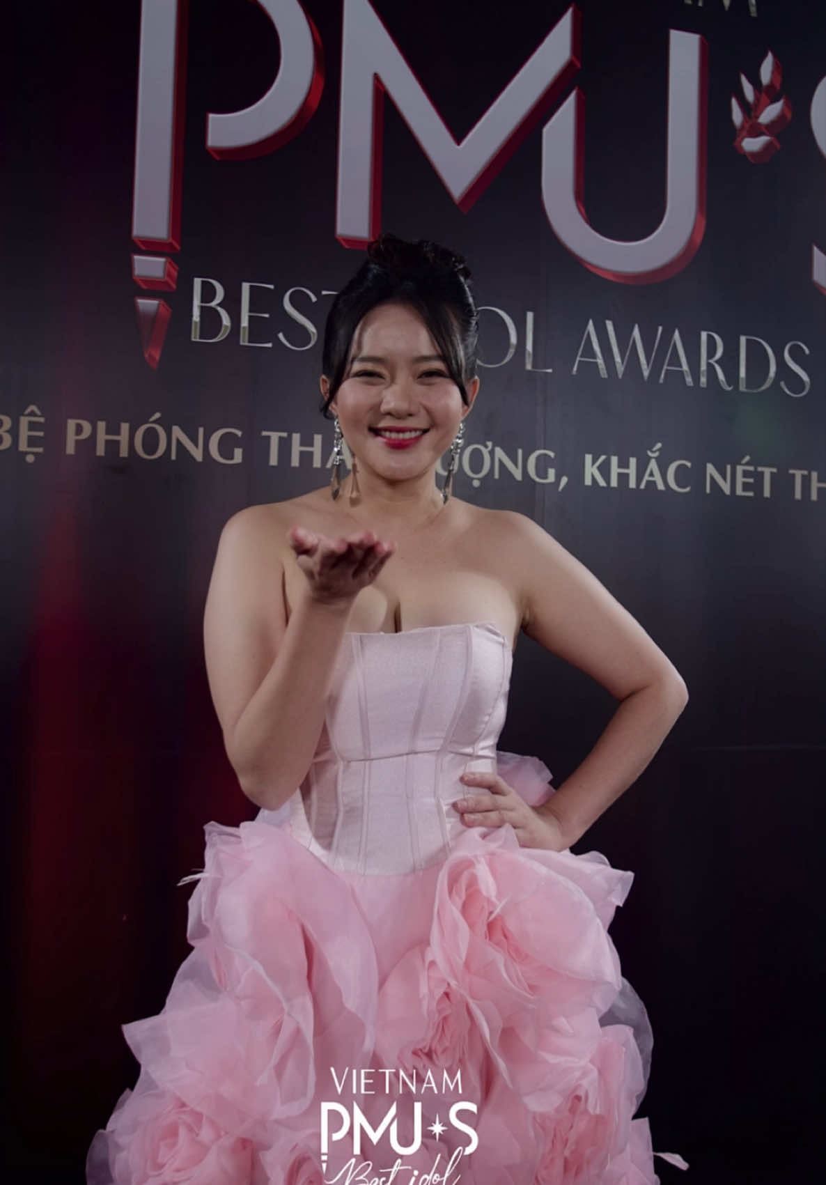 PMU’S Best Idol Awards 2024 💖 #pmu #trending #xuhuong #phannhuthao #tiktokgiaitri #bocaufamily #mcv 