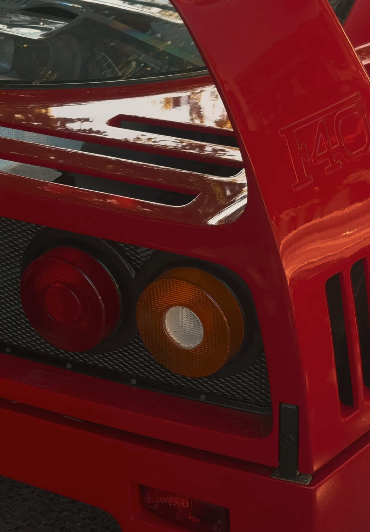 Little F40 spot 🤭 #fyp #F40 #ferrari #rare #old #viral #4k #edit #car 