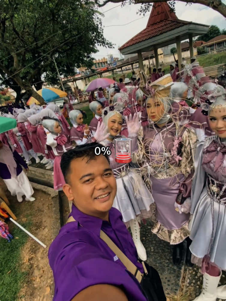 #CapCut SMPN 9 PAYAKUMBUH #marchingband #pakguruasik🥰 #hutkotapayakumbuh #gurutiktok #gurubahasaindonesia #kontengurusiswa #kontengurudanmurid #displaymarcingband 