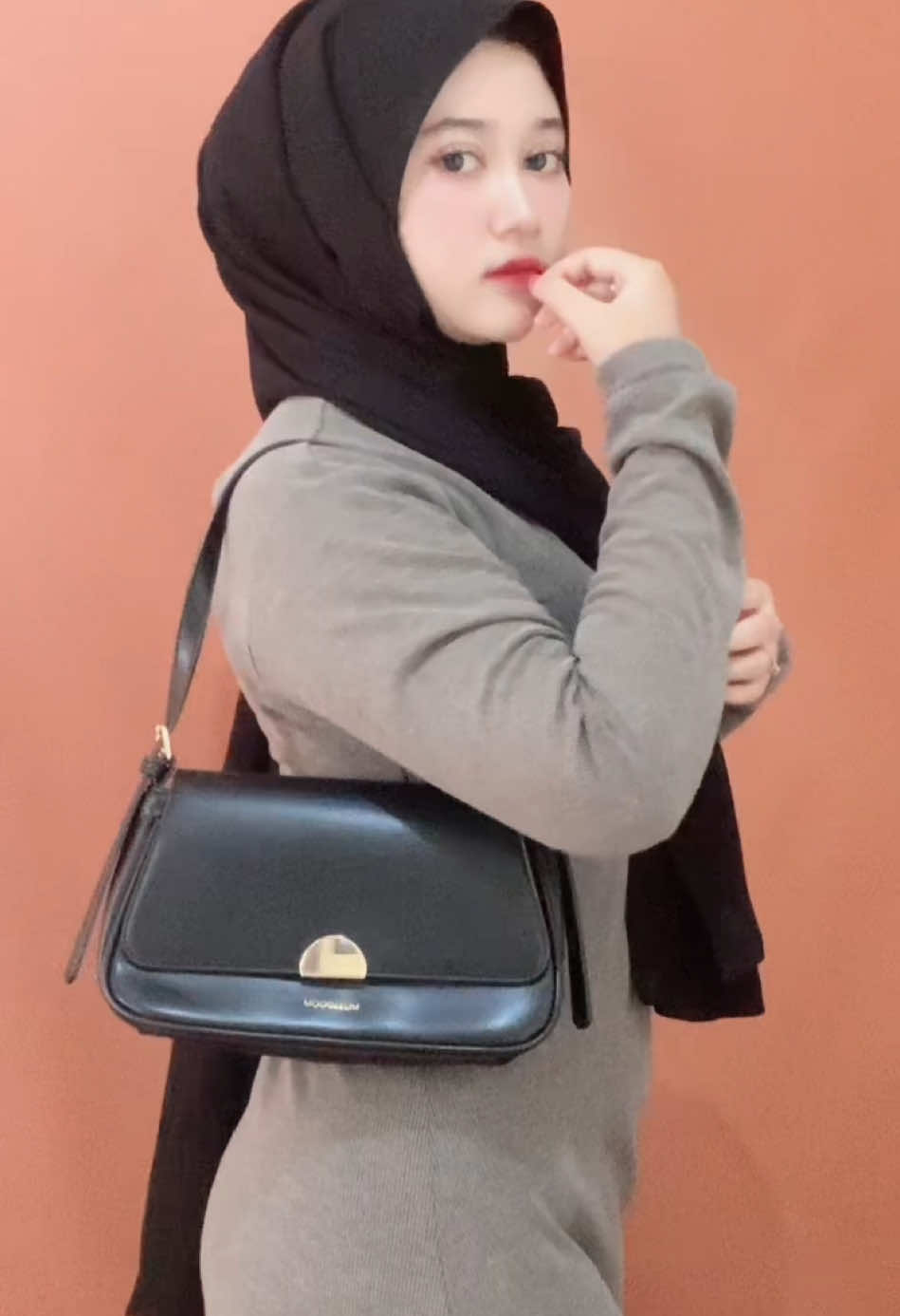 Super cantik bgt kan @mossdoo@mossdoom.official  #mossdoom #OOTD #tasviral 