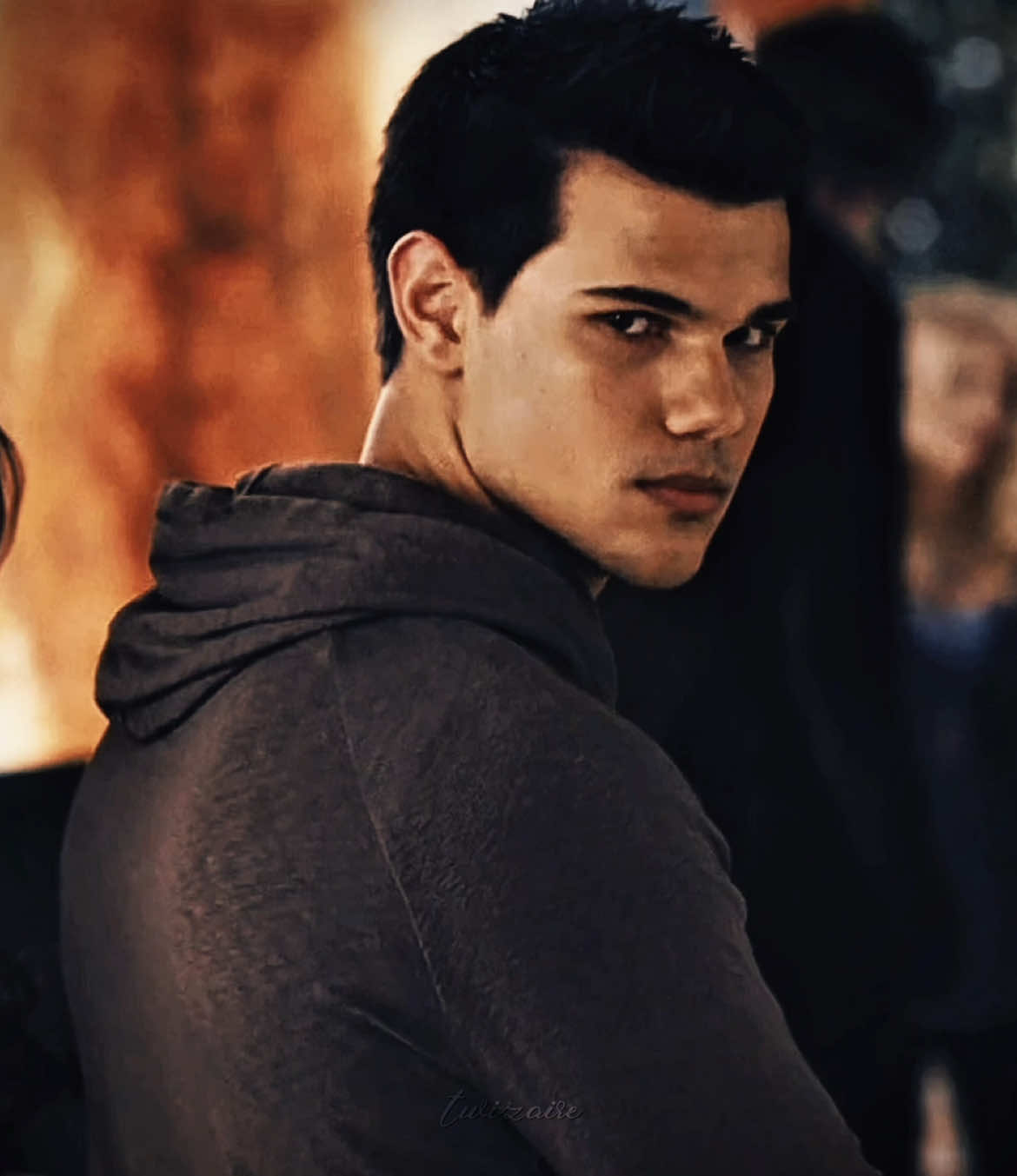 choppy but atleast im posting || ♱ || #jacobblack #taylorlautner #jacobblackedit #taylorlaunteredit #twilight #twillightedit #werewolf #fypシ #fypシ゚viral #fypシ゚viral #fyp #blowthisup #teamjacob #tiadiditsmell 