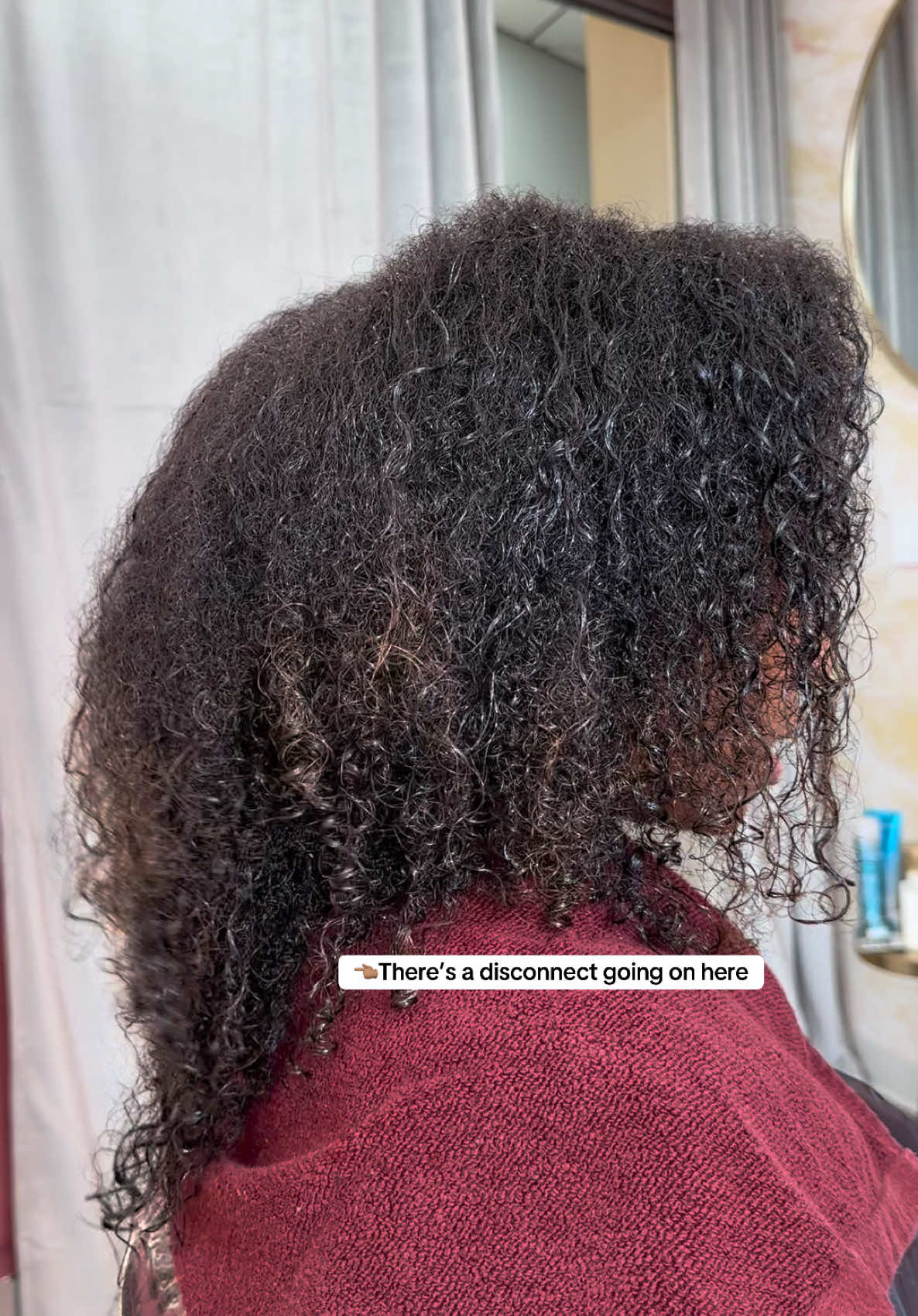 After the hair has been braided up for the past 6 to 8 weeks it’s definitely time for some good scalp and hair care. 🥰 .  Steps and products used shown in video  @Olaplex 4C Shampoo (Clairfy), Chelating treat (removing mineral buildup and product residue) & 4n1 (moisture mask)    I used a moisturizing shampoo after Chelating treatment I just didn’t show it in the video.   The loser curls you see in the top half of her head could be happening for a number reasons like sleek ponys, heat damage or hair loss (yes this can also alter your curl) As hair thins, the weight and density of the hair change.  To keep some of her length, while also getting rid of the older blonde hairs, the area of her head was layered. So gorgeous and full now from roots to ends. 😍😍😍 #Growth #Blonde #olaplex #treatment