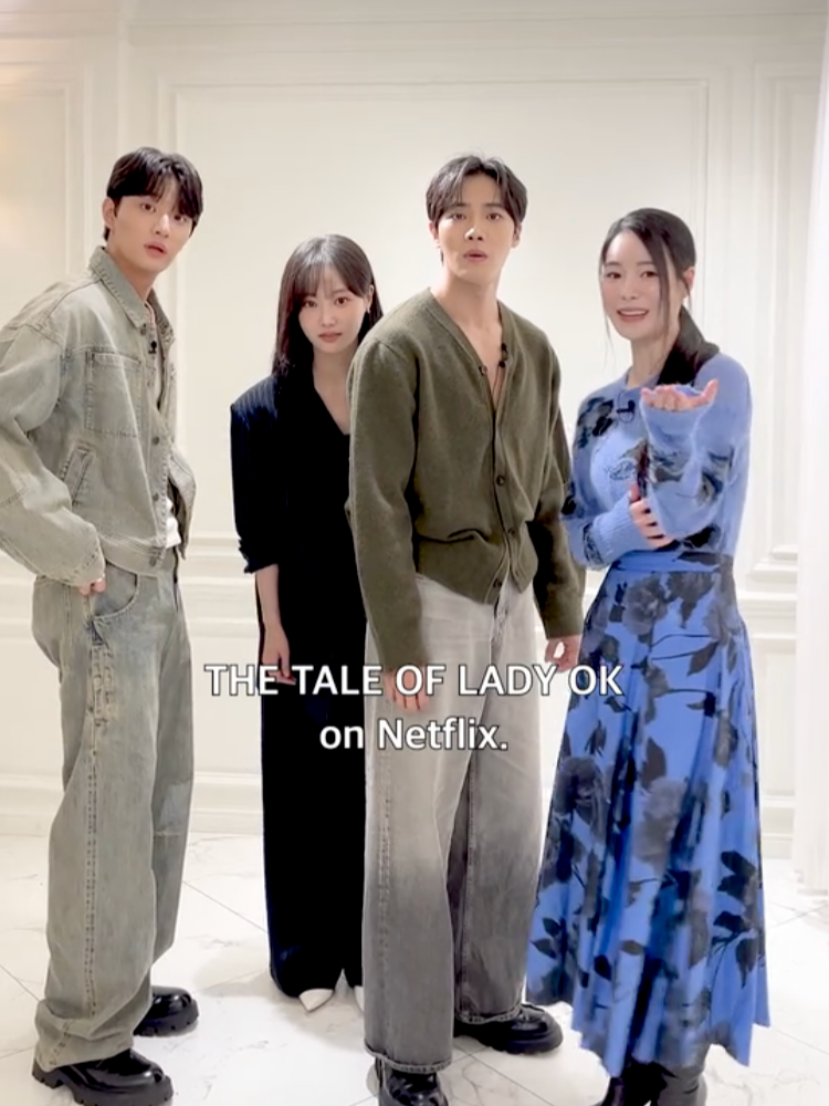 giving my best mona lisa smile #TheTaleofLadyOk #옥씨부인전 #LimJiyeon #임지연 #ChooYoungwoo #추영우 #KimJaewon #김재원 #Yeonwoo #연우 #whattowatch #Netflix #넷플릭스 #NetflixKorea #NetflixKcontent #Drakor #KSeries #Kdrama