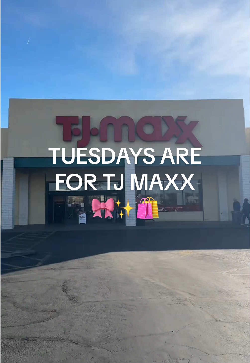 besties, let’s browse @TJ Maxx 🎀✨🛍️ #tjmaxx #tjmaxxfinds #tjmaxxhaul #tjmaxxshopping #shopwithme 