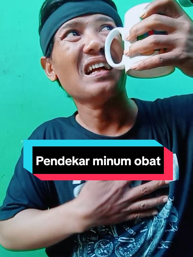 Pendekar minum obat #fyp #ngakakkocak #rudibaim 