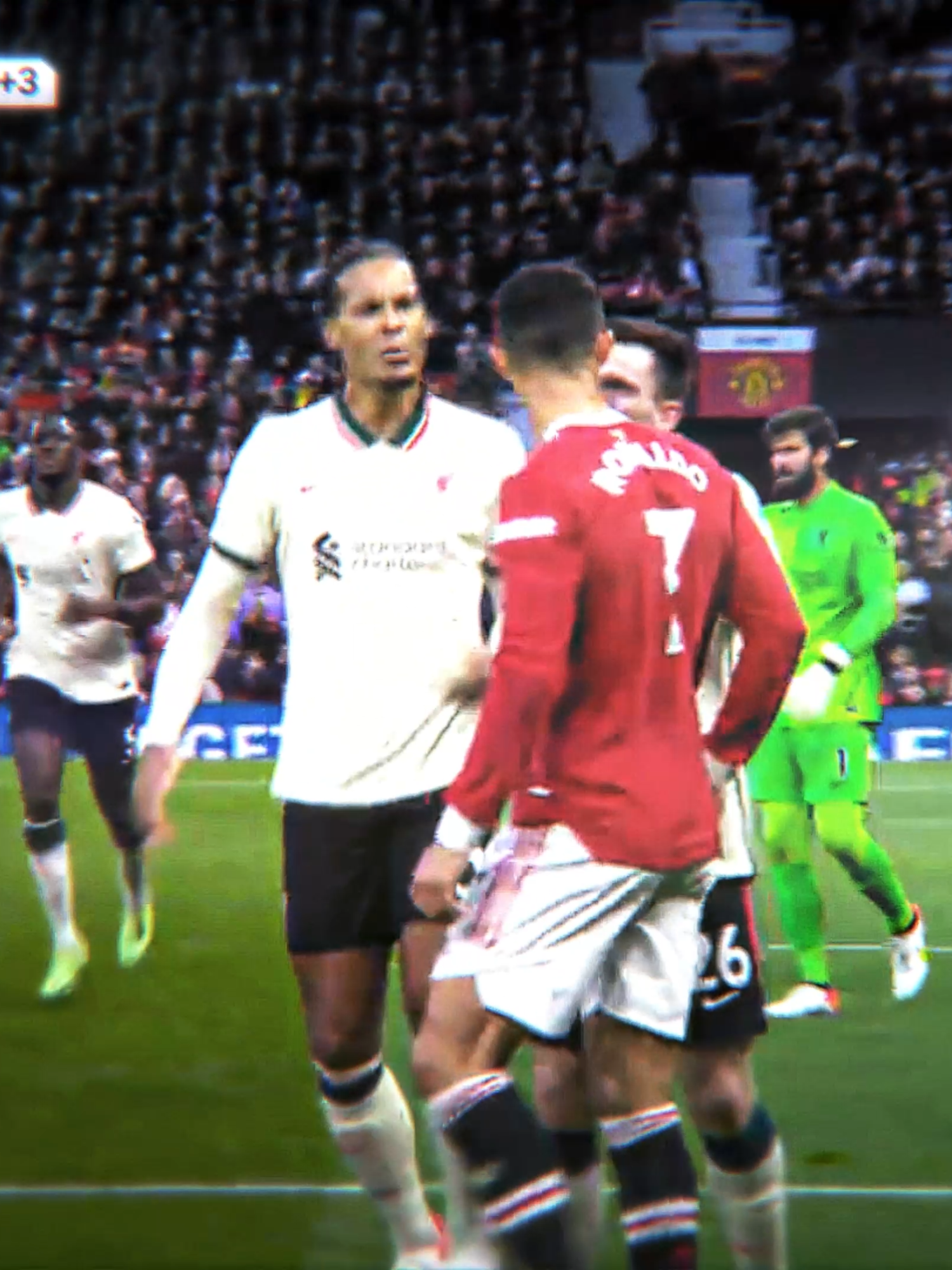 Van Dijk x Ronaldo #vandijk #liverpool #uhenriqxzedits #ronaldo #vvd4 #thebestdefender #theartofdefending #cb