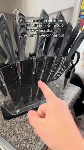 Kitchen knife set#fyp #kitchen #cooking #chef #cheflife #cookingathometiktoktv #CookingHacks #cookingtiktok #cookingtips 