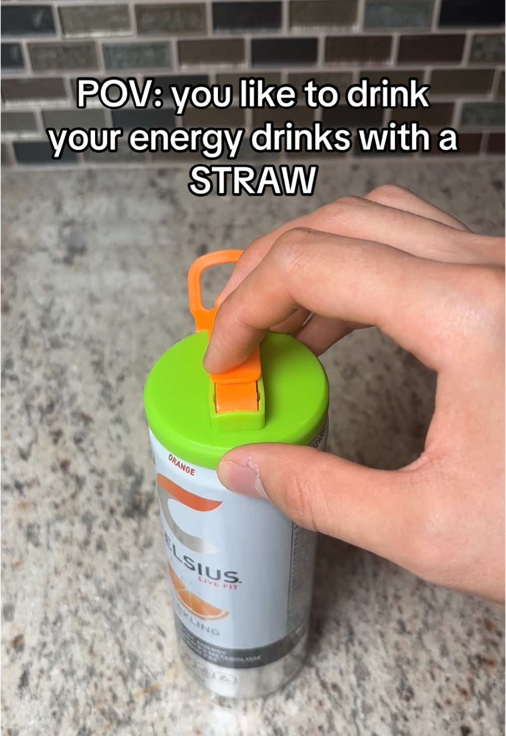 This sippy straw makes it easy to drink canned drinks 🥤