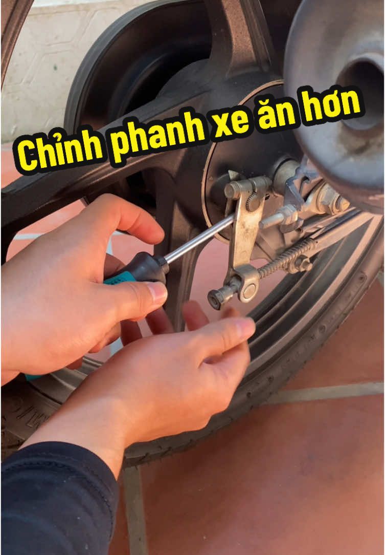 Cách tăng chỉnh phanh xe tại nhà đi an toàn, phanh ăn hơn#meohay#chiase#LearnOnTikTok#xuhuong#viral#thinhhanh#huongdan#suaxe#kythuat#chinhphanhxe 